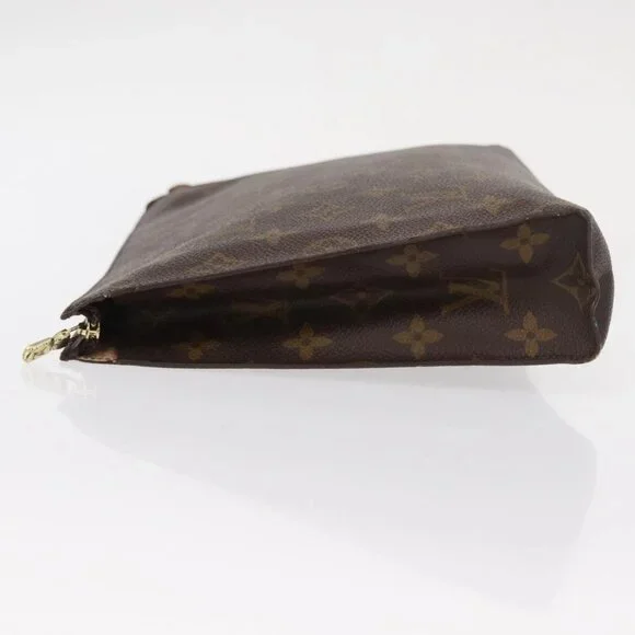 LOUIS VUITTON Monogram Poche Toilette 26 Pouch - Picture 4 of 15